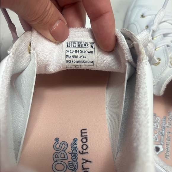 New BOBS D’vine Instant Delight Memory Foam White Sneakers - Size 9.5 - Picture 5 of 9